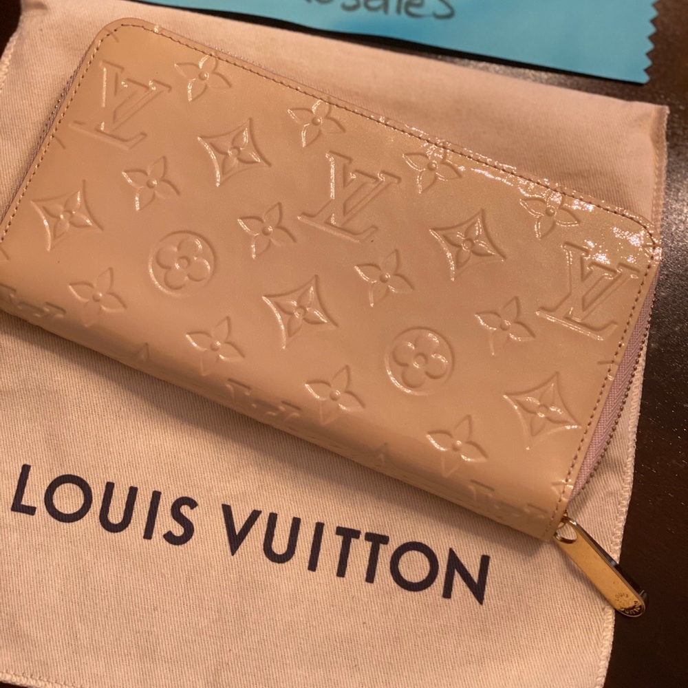 LV monogram VERNIS ZIPPY WALLET